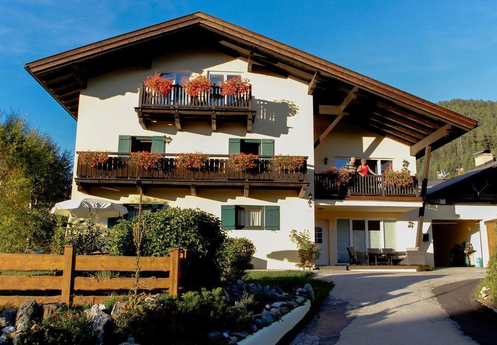 Alpenlandhaus Menardi Зеефельд в Тироле Экстерьер фото